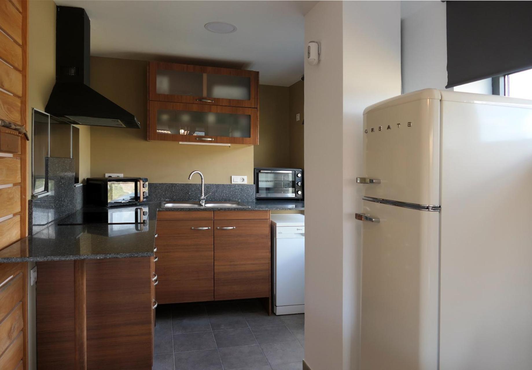 Apartament Anna A Salas Salas de Pallas Экстерьер фото